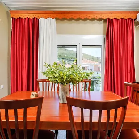 Elia Thassos アパート Prínos