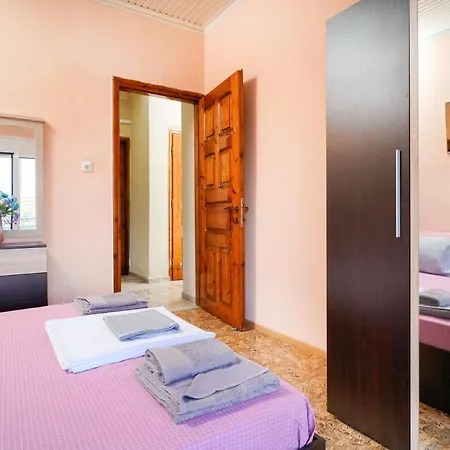 Elia Thassos 아파트 *